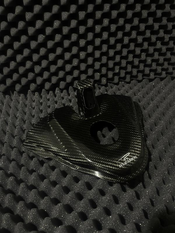 CARBON TANK UPP cover for beta RR models 20-24