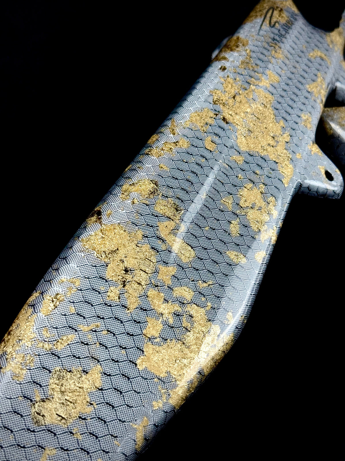 Sveacarbon carbon swingarm protection – detail